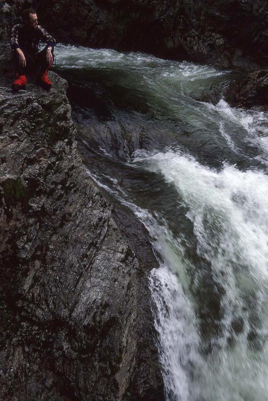 Twin Falles Lower Falls Apr-1986 2.jpg